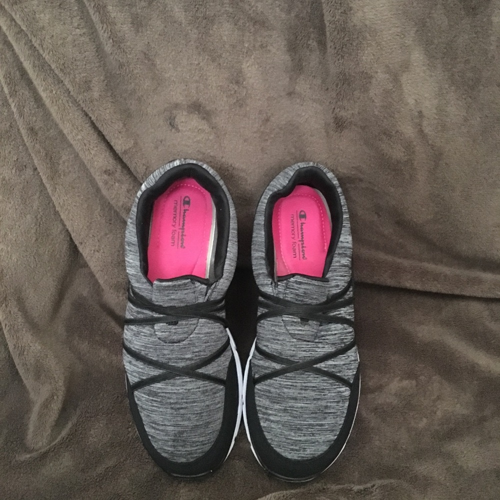 Woman Champion Memory Foam Sneakers